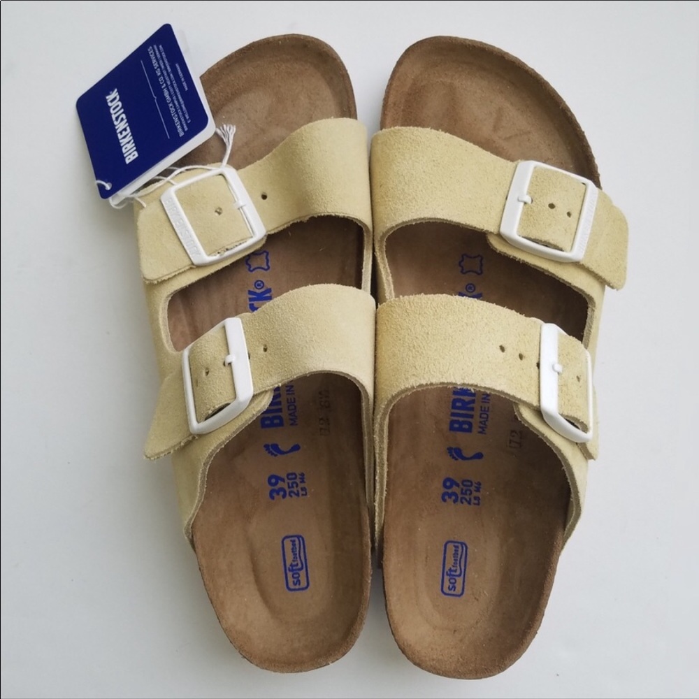 Yellow/Vanilla Birkenstock’s • Size 38 Narrow
